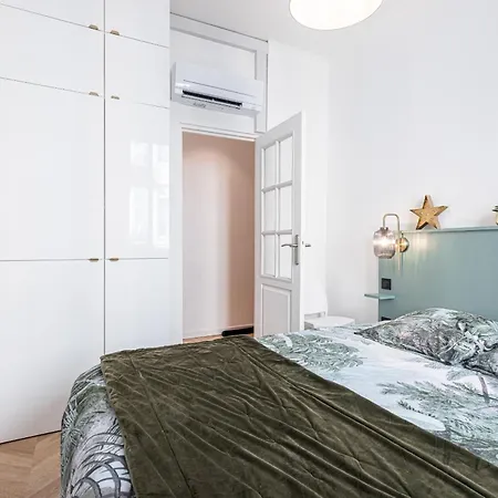 37 Massena Lot 2 - Superbe 3 Pieces - Zone Pietonne - A-c Apartmán